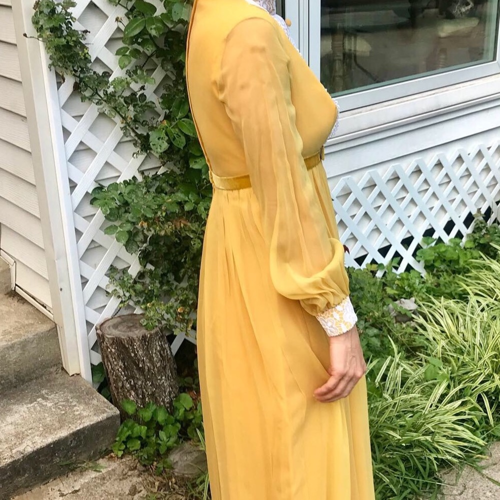 SOLD Vintage yellow organza hippie boho dress - Picture 7 of 8